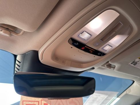 Used 2024 Volvo S90 B6 Plus image 26