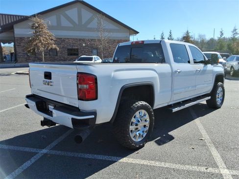 Used 2015 GMC Sierra 3500 Denali w/ Duramax Plus Package image 5