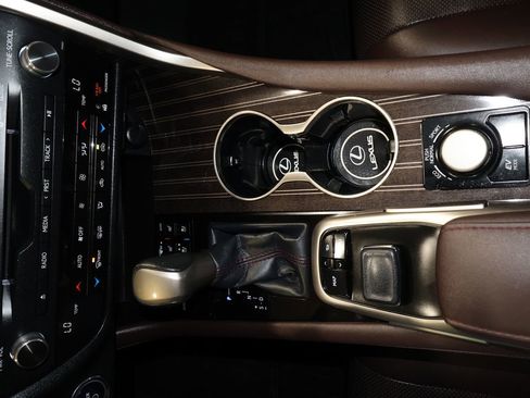 Used 2016 Lexus RX 450h AWD w/ Luxury Package image 14