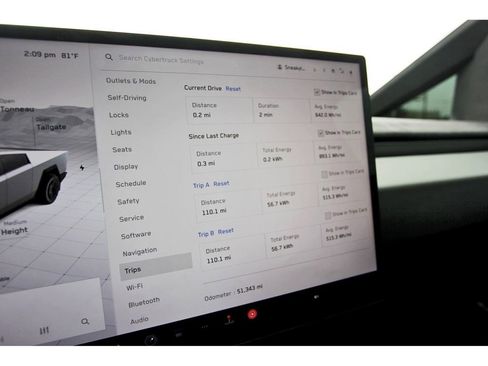 Used 2025 Tesla Cybertruck Cyberbeast AWD/4WD image 22