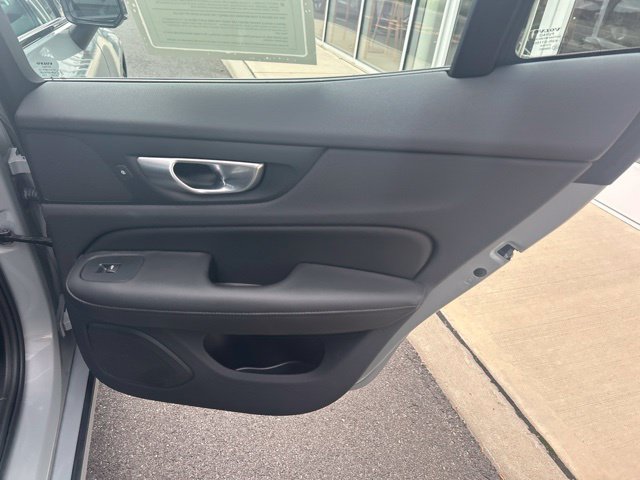 Certified 2025 Volvo S60 B5 Plus AWD/4WD image 12