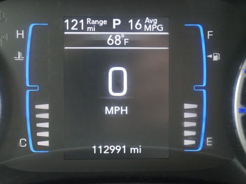Used 2017 Chrysler Pacifica Touring-L FWD image 19