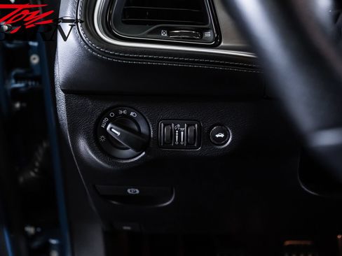 Used 2021 Dodge Challenger R/T Scat Pack RWD image 28