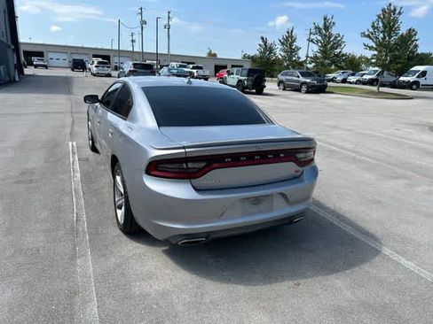 Certified 2018 Dodge Charger R/T RWD image 11