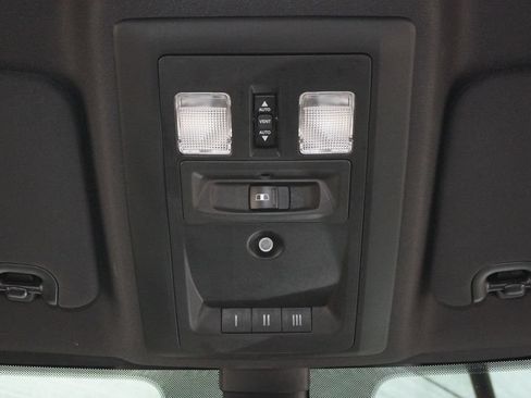Used 2023 RAM 1500 Warlock AWD/4WD image 22