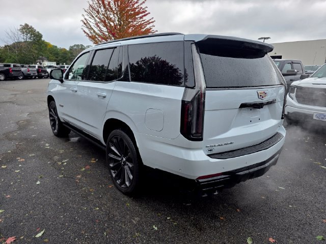 Used 2026 Cadillac Escalade V AWD/4WD image 2