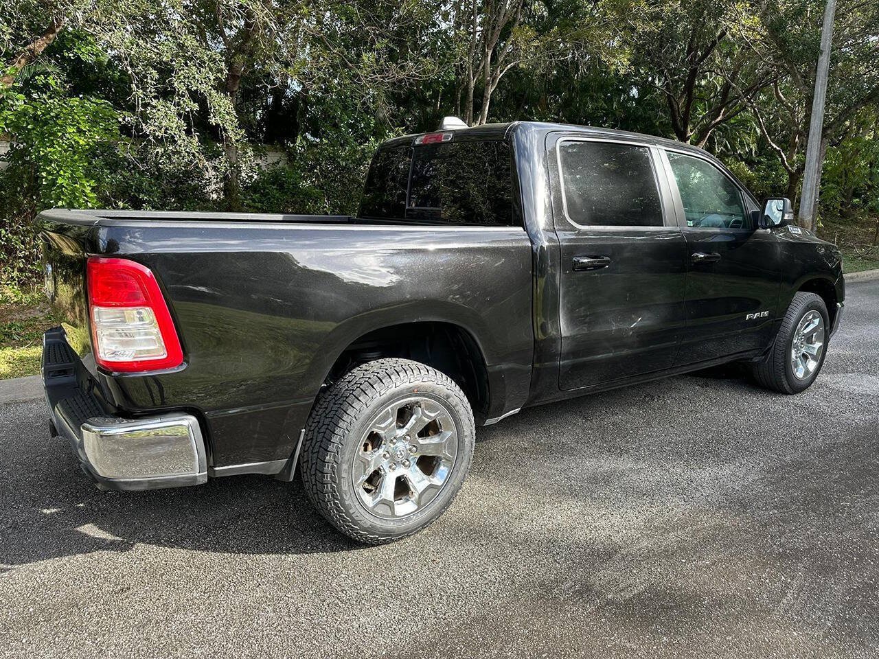 Used 2021 RAM 1500 2WD Crew Cab image 6