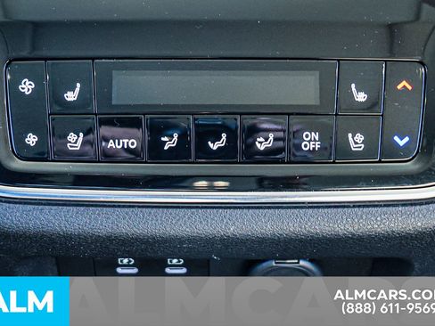 Used 2025 INFINITI QX80 Sensory image 53