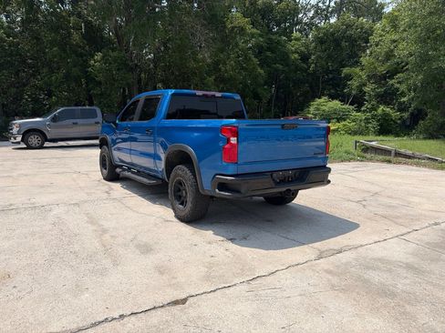 Used 2022 Chevrolet Silverado 1500 ZR2 w/ Technology Package AWD/4WD image 4