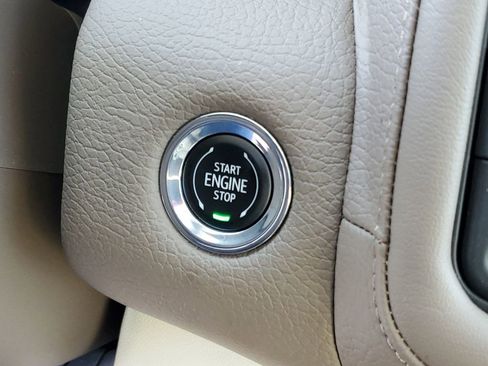 Certified 2023 GMC Yukon XL Denali image 17