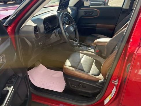 Used 2021 Ford Bronco Sport Outer Banks w/ Outer Banks Package image 8