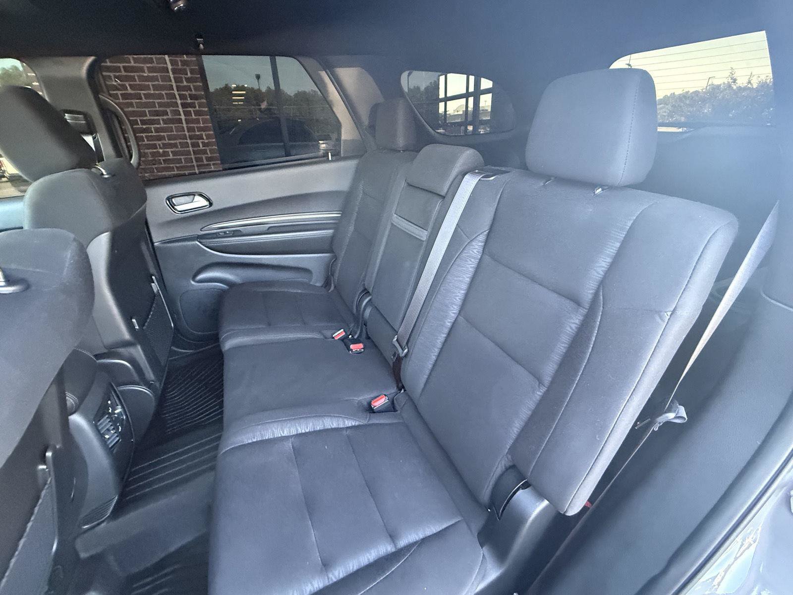 Used 2024 Dodge Durango SXT w/ SXT Blacktop Group AWD/4WD image 19