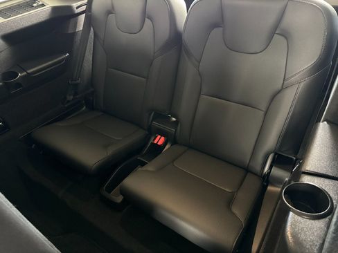 Certified 2024 Volvo XC90 T8 Plus w/ Protection Package Premier AWD/4WD image 19