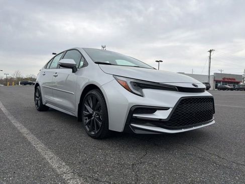 New 2026 Toyota Corolla SE image 1