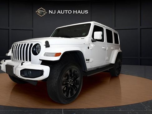 Used 2021 Jeep Wrangler Unlimited Sahara image 8