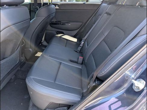 Used 2021 Kia Sportage EX FWD image 8