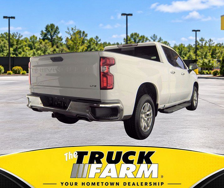 Used 2019 Chevrolet Silverado 1500 LTZ w/ LTZ Plus Package AWD/4WD image 3