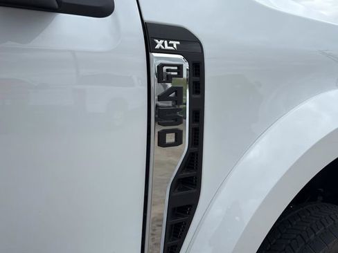 Used 2026 Ford F450 XLT w/ FX4 Off-Road Package AWD/4WD image 11