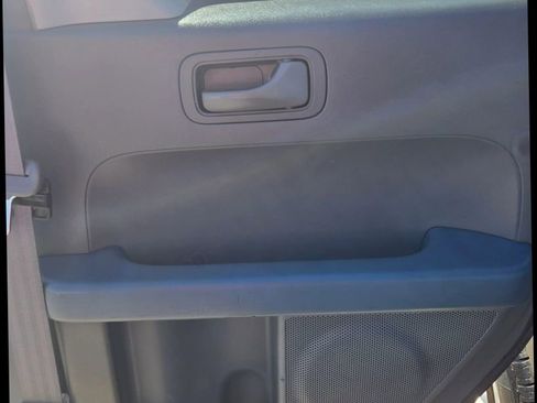 Used 2004 Honda Element EX image 17