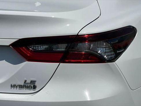 Certified 2022 Toyota Camry LE FWD image 30