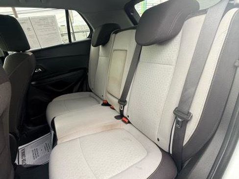 Used 2019 Chevrolet Trax LS w/ Tint and Cruise Package image 11