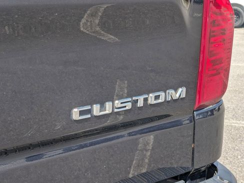 Used 2023 Chevrolet Silverado 1500 Custom image 26