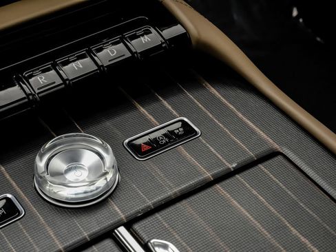 Used 2025 Lincoln Navigator L Black Label AWD/4WD image 32