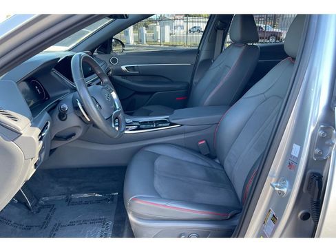 Used 2020 Hyundai Sonata SEL Plus image 10