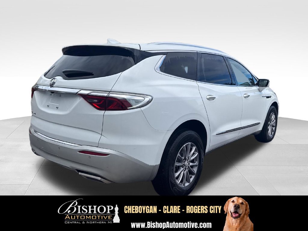 Used 2023 Buick Enclave Essence AWD/4WD image 11