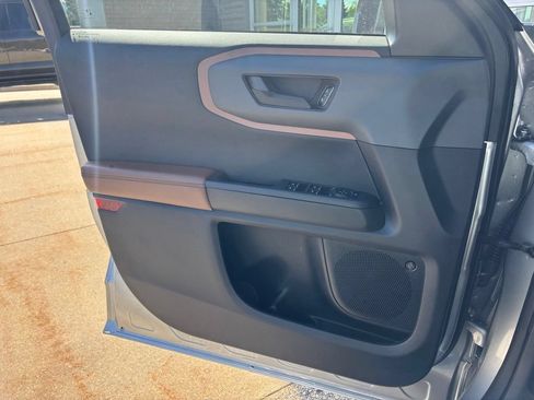 Used 2022 Ford Bronco Sport Outer Banks w/ Tech Package AWD/4WD image 19