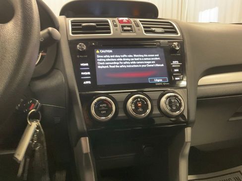 Used 2018 Subaru Forester 2.5i Premium w/ Popular Package #2A AWD/4WD image 16