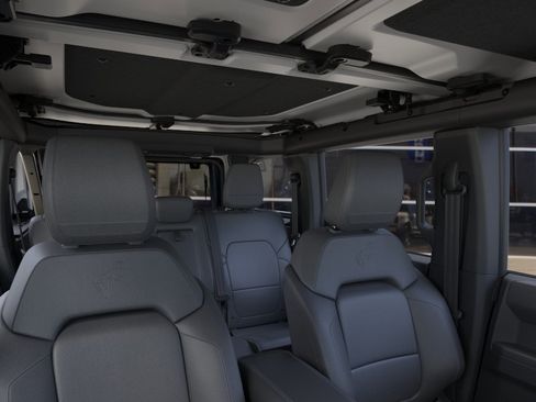 New 2026 Ford Bronco Outer Banks AWD/4WD image 12