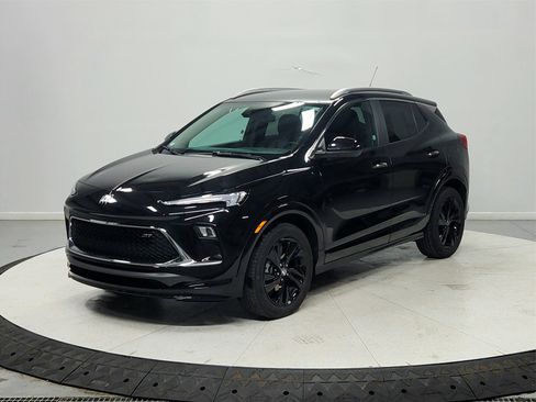 Used 2024 Buick Encore GX Sport Touring w/ Comfort Package image 3