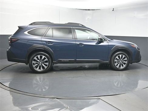 Used 2023 Subaru Outback Limited w/ Popular Package #2 image 8