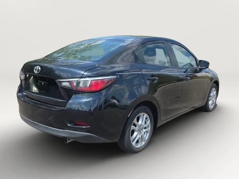 Used 2018 Toyota Yaris iA FWD image 7