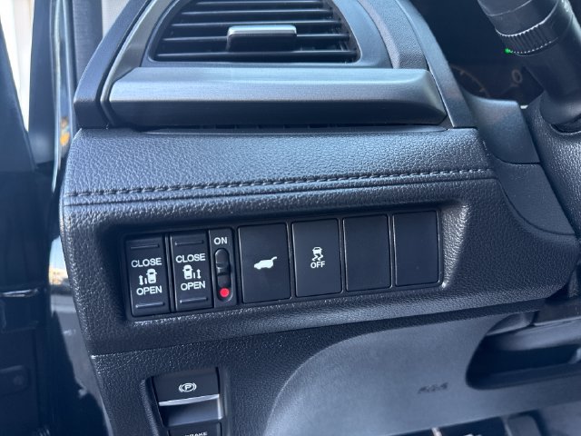 Used 2025 Honda Odyssey EX-L image 31