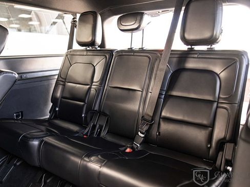 Used 2021 Lincoln Navigator L Reserve AWD/4WD image 35