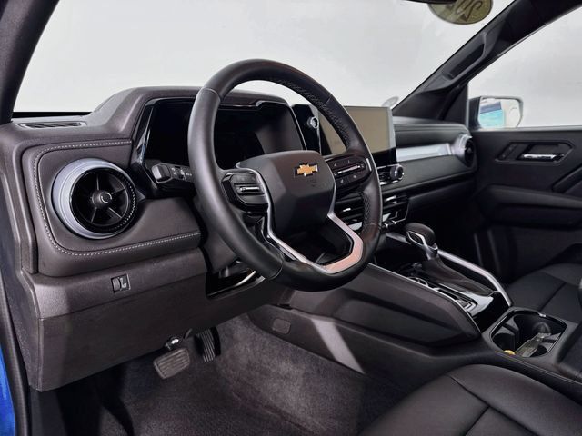 Used 2024 Chevrolet Colorado LT w/ LT Convenience Package III AWD/4WD image 9
