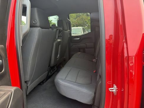 Used 2019 Chevrolet Silverado 1500 Custom Trail Boss AWD/4WD image 13