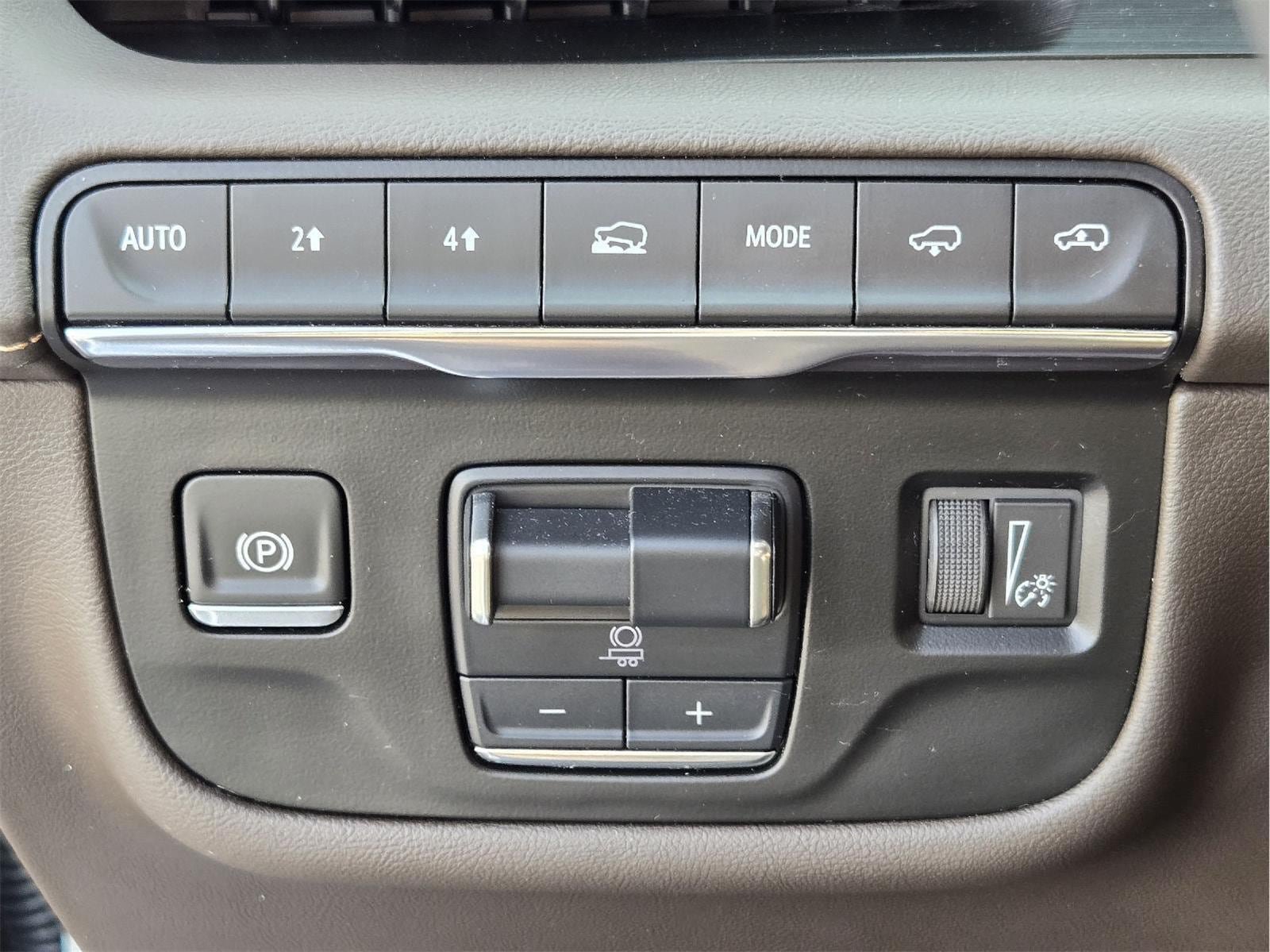 Used 2024 Cadillac Escalade Sport w/ Touring Package AWD/4WD image 20