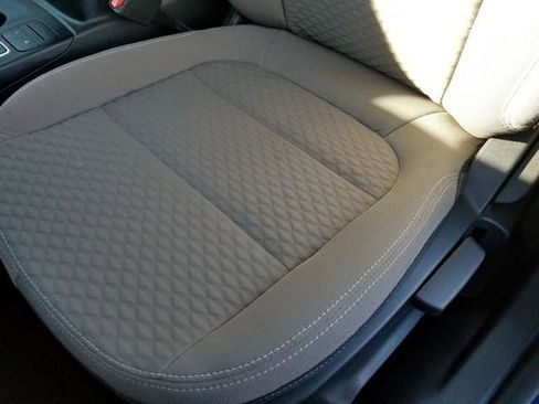 Used 2022 Ford Escape SE image 13