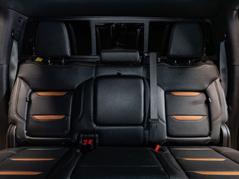 Used 2022 GMC Sierra 1500 AT4 w/ AT4 Premium Package image 25