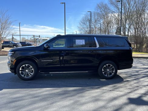 New 2026 Chevrolet Suburban LT w/ Comfort Package image 6