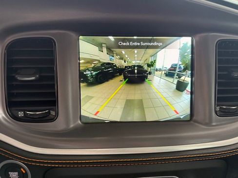 Used 2022 Dodge Charger Scat Pack RWD image 19