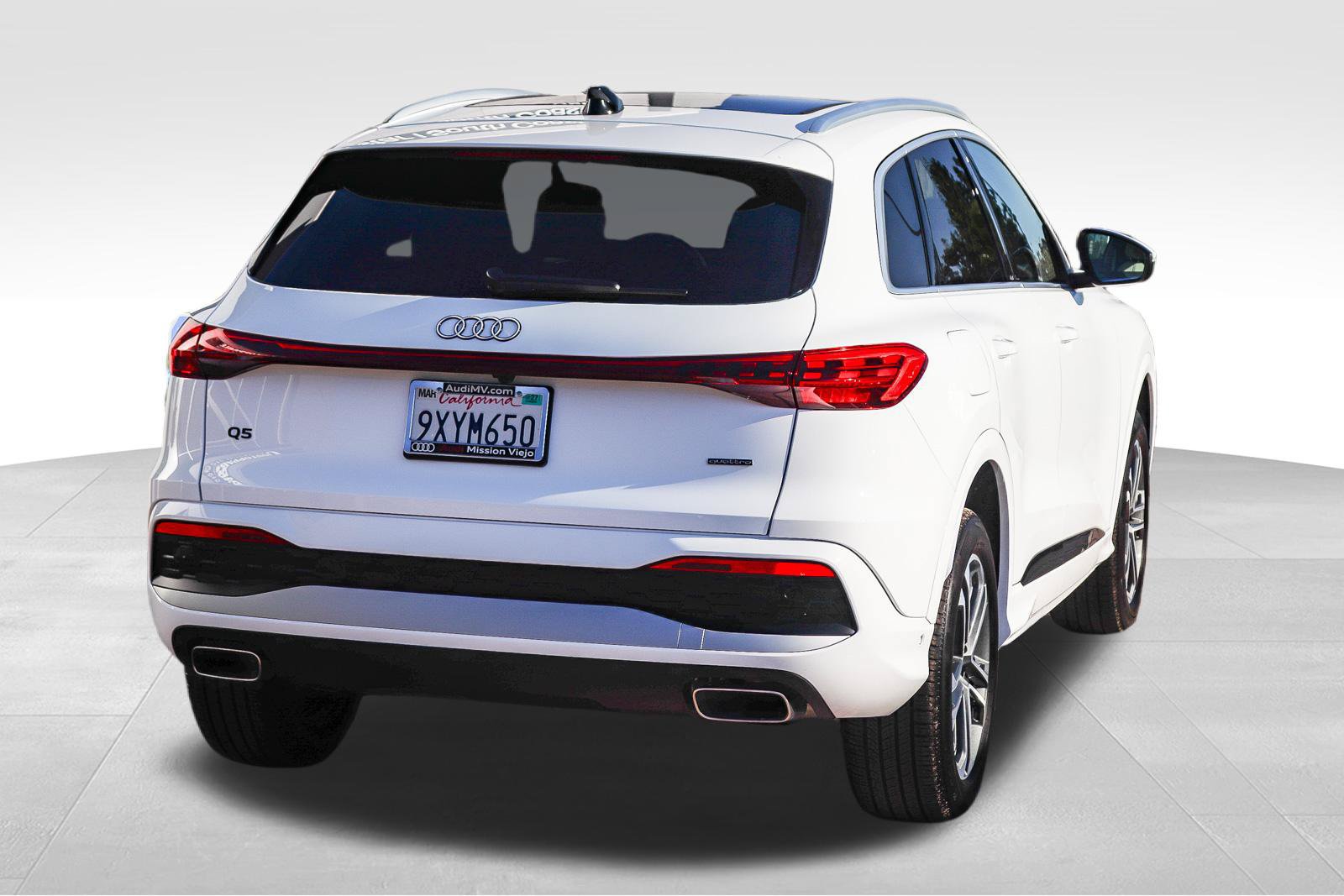 Used 2025 Audi Q5 Premium AWD/4WD image 7