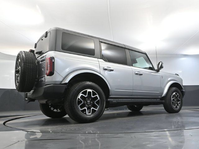 Used 2023 Ford Bronco Outer Banks AWD/4WD image 42