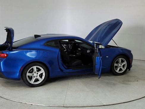Used 2017 Chevrolet Camaro LT w/ Technology Package RWD image 12