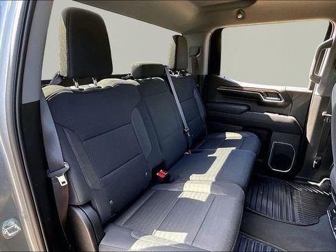 Used 2023 Chevrolet Silverado 1500 LT AWD/4WD image 17