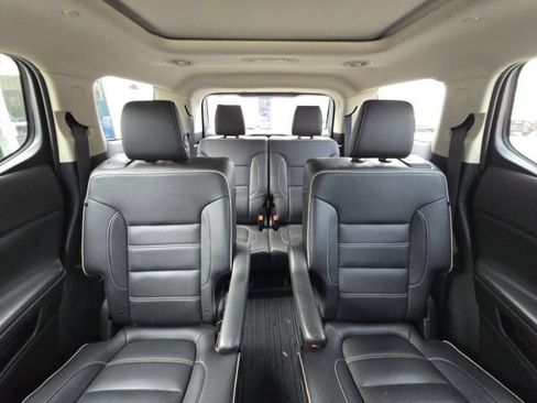 Used 2019 GMC Acadia Denali w/ Technology Package image 18