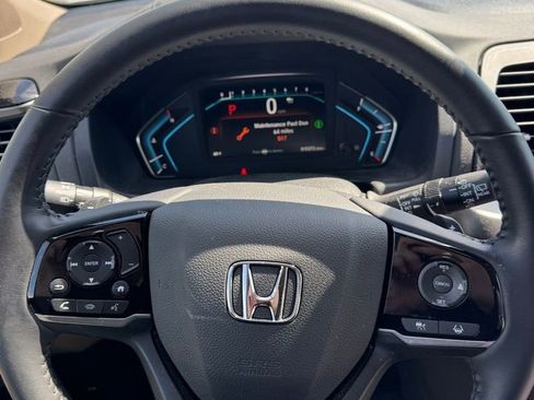 Used 2024 Honda Odyssey Touring image 12